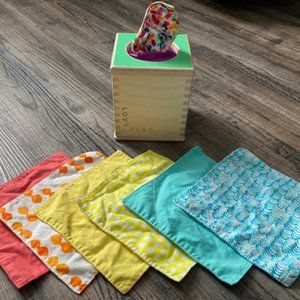 Lovevery Magic Tissue Box & Tissues